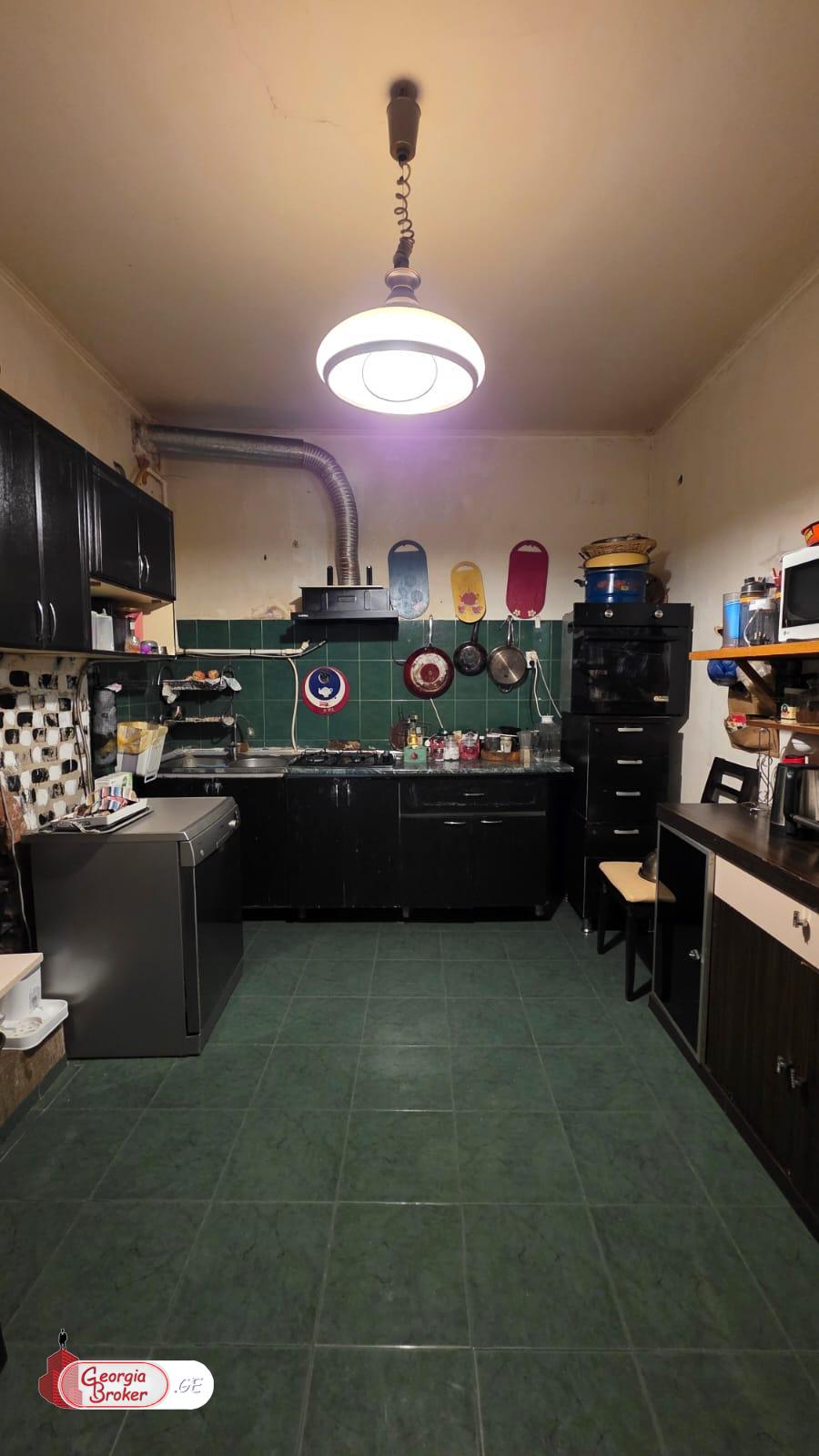 old repaired 4-room house for sale